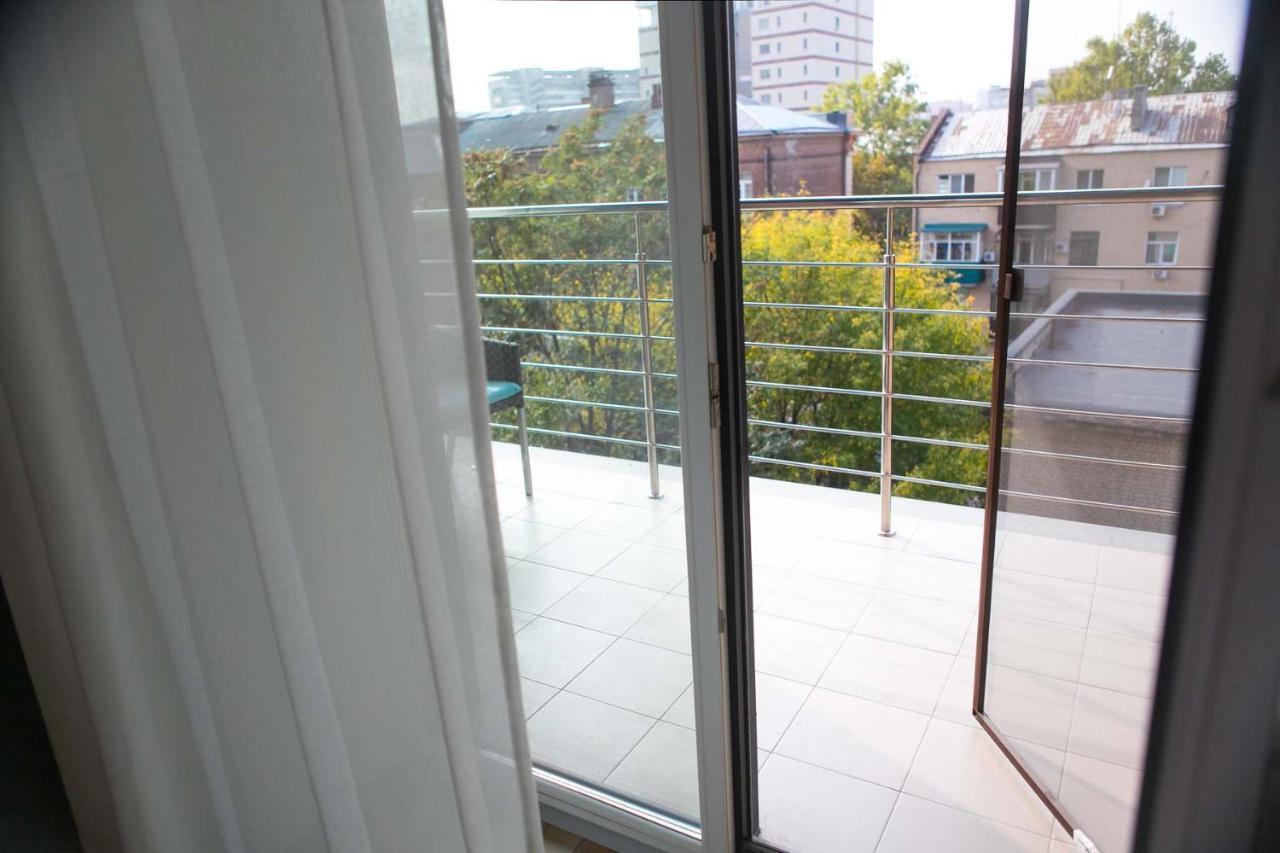 Stylish 1 Bedroom Studio Near Most City Dnipro Exteriör bild