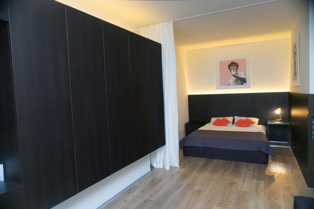 Stylish 1 Bedroom Studio Near Most City Dnipro Exteriör bild