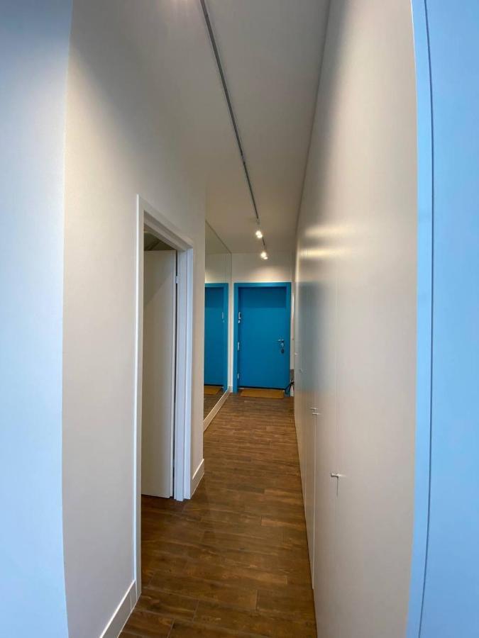 Stylish 1 Bedroom Studio Near Most City Dnipro Exteriör bild