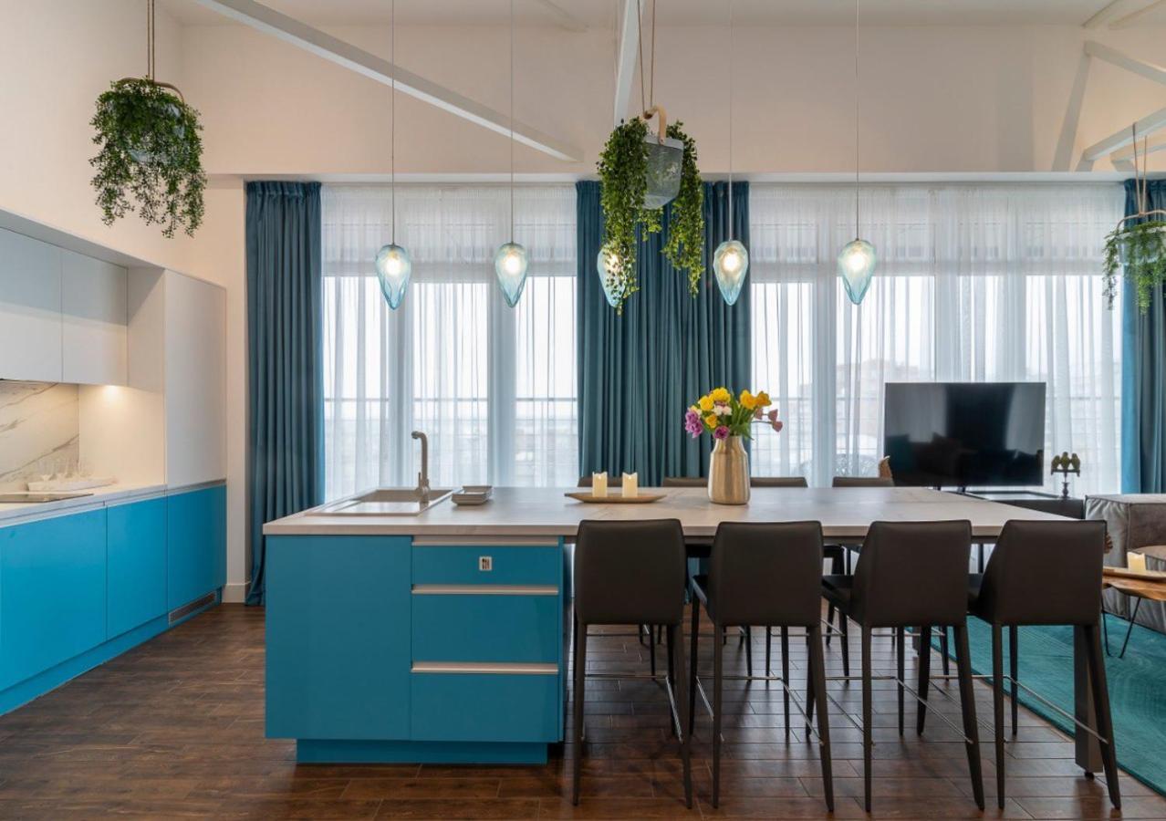 Stylish 1 Bedroom Studio Near Most City Dnipro Exteriör bild