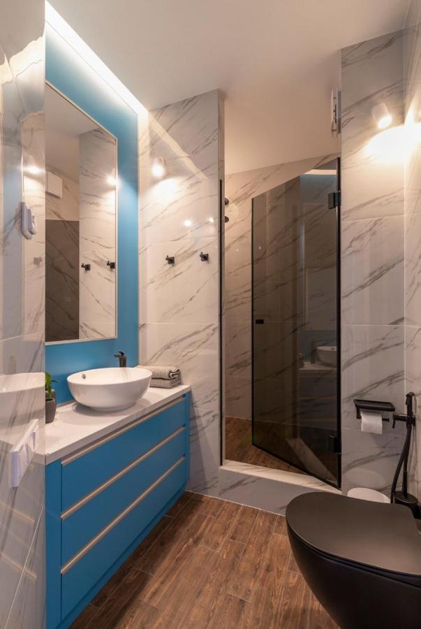 Stylish 1 Bedroom Studio Near Most City Dnipro Exteriör bild