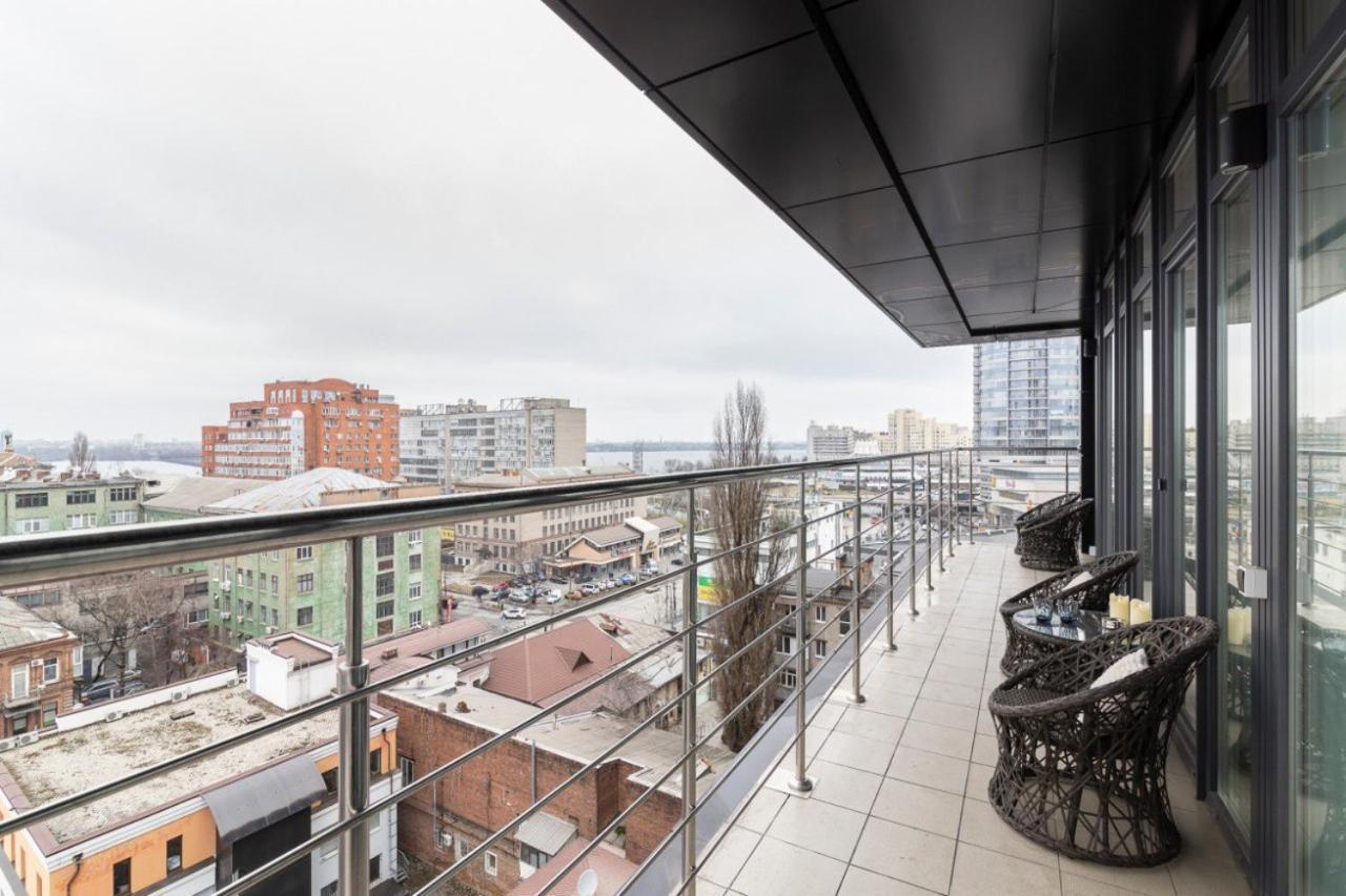 Stylish 1 Bedroom Studio Near Most City Dnipro Exteriör bild